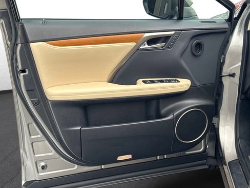 Certified 2022 Lexus RX 350 FWD w/ Premium Package image 19