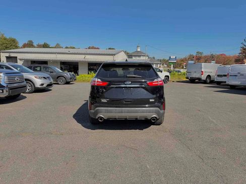 Used 2019 Ford Edge SEL image 6