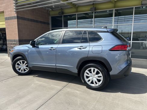 Used 2023 Toyota Corolla Cross L image 4