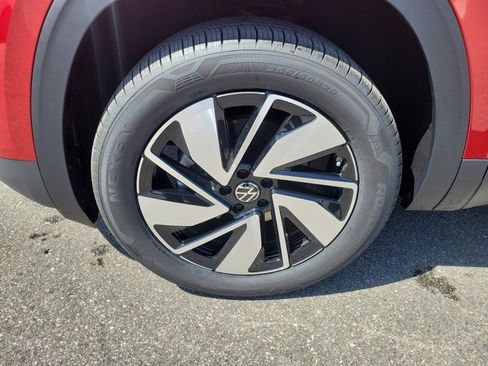 New 2025 Volkswagen Atlas SEL image 27