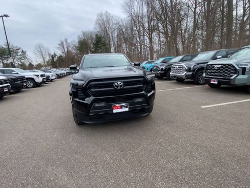 Certified 2025 Toyota Tacoma SR5 image 6