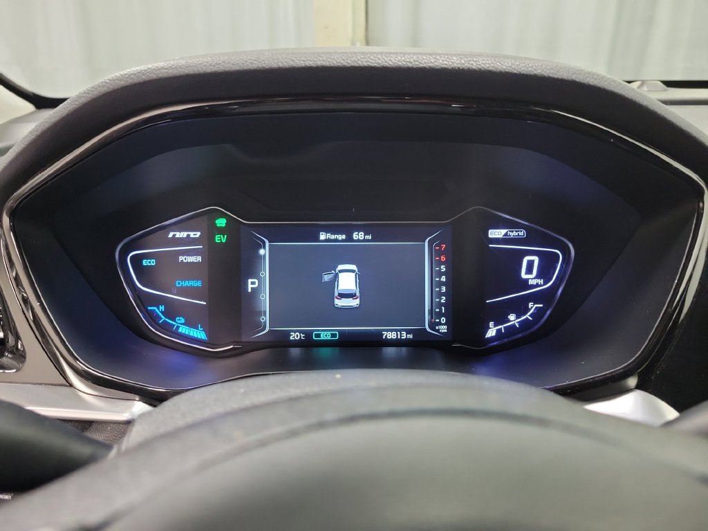 Used 2021 Kia Niro Touring FWD image 28