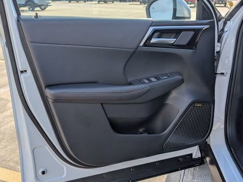 New 2026 Mitsubishi Outlander SE image 10