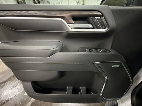 New 2026 GMC Sierra 1500 SLT w/ SLT Premium Plus Package image 22