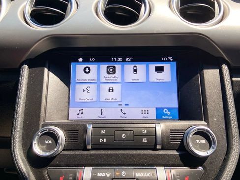 Used 2019 Ford Mustang Premium RWD image 33