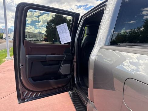 Used 2022 Ford F150 Lariat AWD/4WD image 18