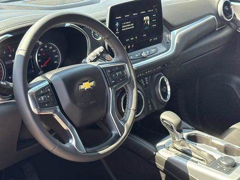 Used 2024 Chevrolet Blazer LT w/ Midnight/Sport Edition FWD image 17