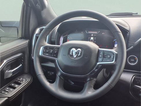 Used 2026 RAM 2500 Laramie AWD/4WD image 12