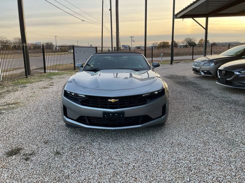 Used 2023 Chevrolet Camaro LT image 2