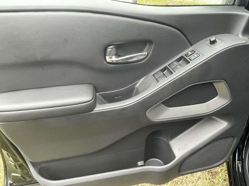 New 2026 Nissan Frontier SV w/ SV Convenience Package image 14