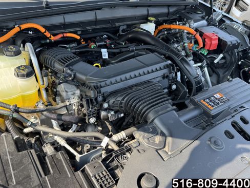 Used 2026 Lincoln Nautilus Premier w/ Equipment Group 102A AWD/4WD image 32
