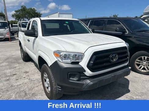 Used 2021 Toyota Tacoma SR AWD/4WD image 5