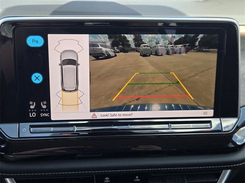 New 2026 Volkswagen Atlas SE image 15