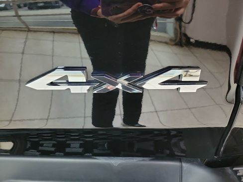 Used 2025 RAM 1500 Limited image 9