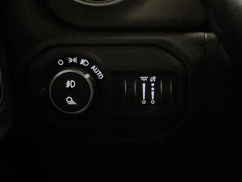 Used 2021 Jeep Gladiator Sport image 37