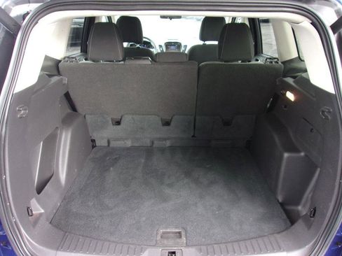 Used 2015 Ford Escape SE w/ Equipment Group 201A image 6