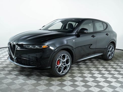 New 2024 Alfa Romeo Tonale Ti image 4