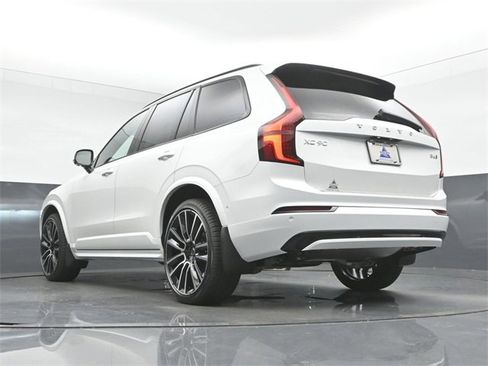 New 2026 Volvo XC90 B6 Ultra w/ Lounge Package image 43
