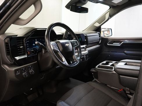 Certified 2023 Chevrolet Silverado 1500 LT image 7