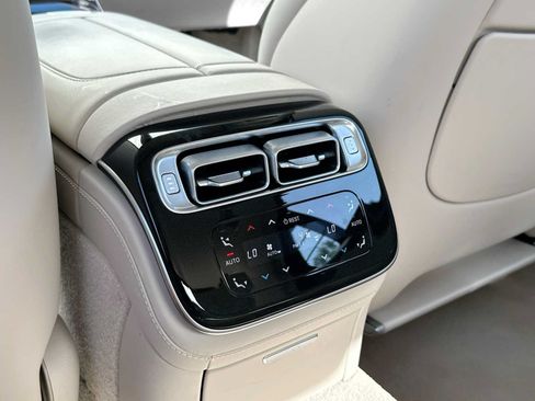 Certified 2022 Mercedes-Benz S 580 4MATIC Sedan w/ Rear Seat Package image 27
