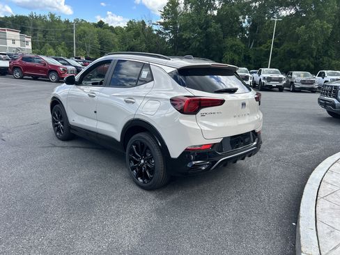 New 2026 Buick Encore GX Sport Touring w/ Studio Series AWD/4WD image 6