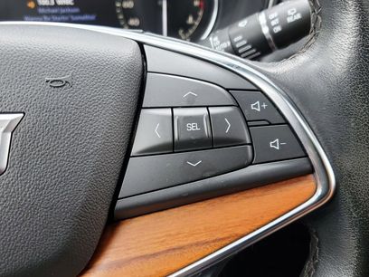 Certified 2023 Cadillac XT5 Premium Luxury w/ LPO, Floor Liner Package