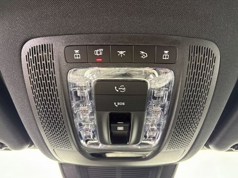 Used 2025 Mercedes-Benz GLE 450e 4MATIC image 23