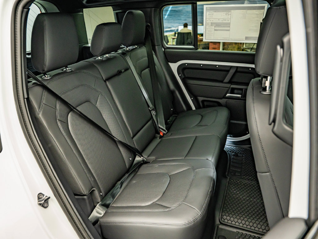 New 2026 Land Rover Defender 110 S AWD/4WD image 42