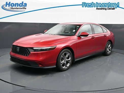Used 2024 Honda Accord EX image 4