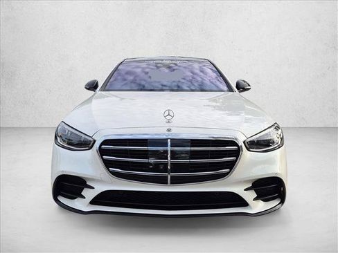Used 2022 Mercedes-Benz S 500 4MATIC image 2