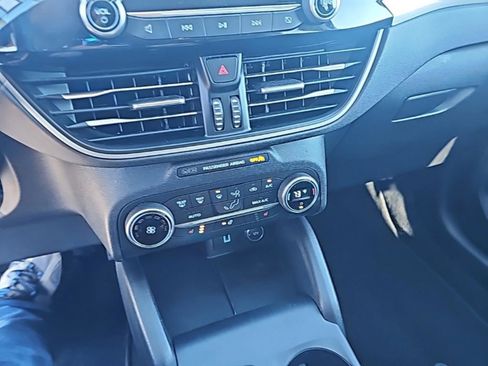 Used 2020 Ford Escape SEL image 26