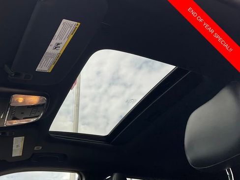 Used 2017 Dodge Durango Citadel image 12