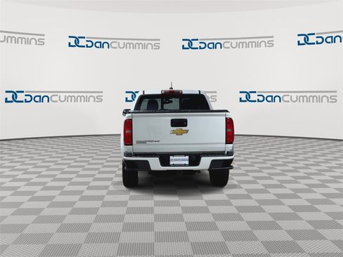 Used 2017 Chevrolet Colorado Z71 image 7