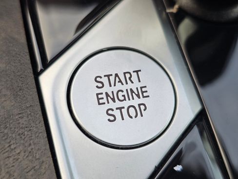 Certified 2022 BMW X5 xDrive40i w/ Parking Assistance Package image 21