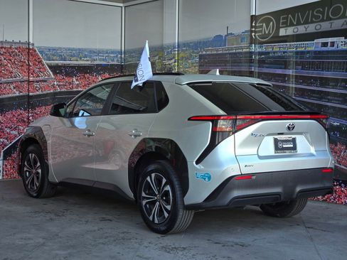 Used 2024 Toyota bZ4X Limited image 6