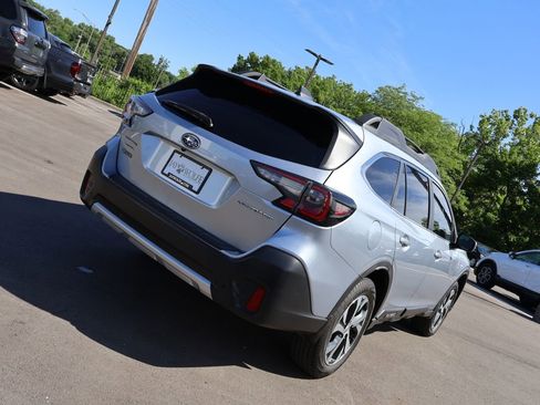 Used 2020 Subaru Outback Limited w/ Popular Package #2 AWD/4WD image 7