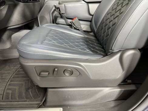 Used 2022 Chevrolet Silverado 1500 LT image 13