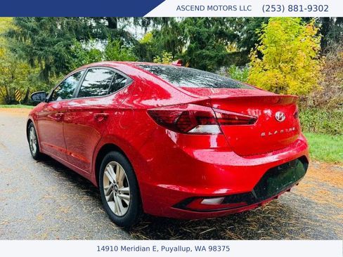 Used 2020 Hyundai Elantra SEL image 3