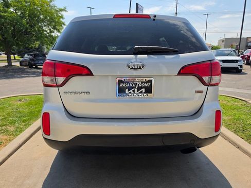 Used 2014 Kia Sorento LX FWD image 6