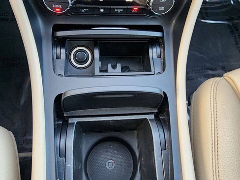 Used 2016 Mercedes-Benz GLA 250 image 31
