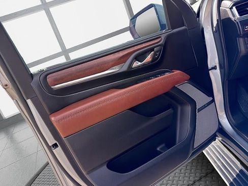 Used 2024 GMC Yukon XL Denali Ultimate image 51