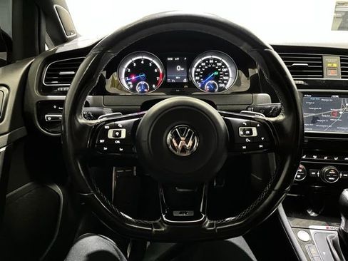 Used 2017 Volkswagen Golf R 4-Door AWD/4WD image 17