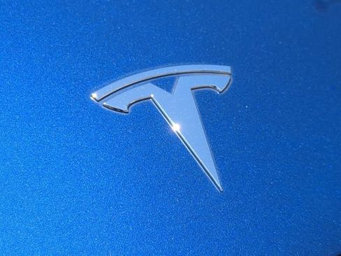 Used 2023 Tesla Model Y Long Range AWD/4WD image 13