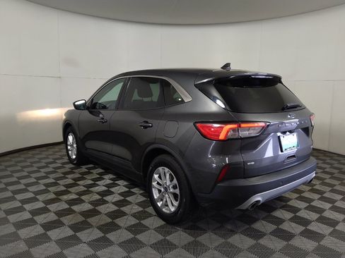 Used 2020 Ford Escape SE FWD image 5