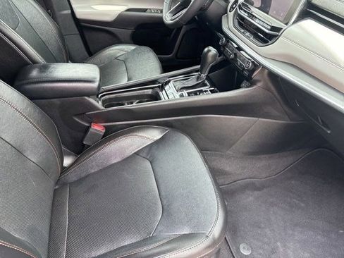 Used 2023 Jeep Compass Limited AWD/4WD image 37