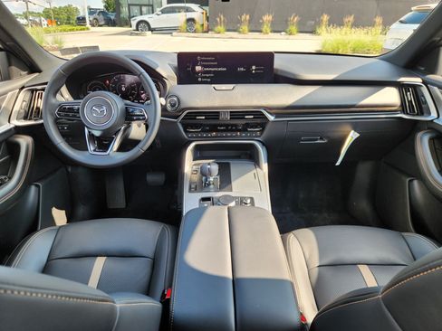 Certified 2025 MAZDA CX-90 Plug-In Hybrid w/ Premium Plus AWD/4WD image 8