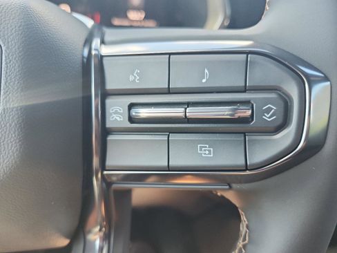 New 2026 GMC Canyon AT4 image 18