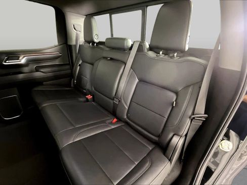 Certified 2023 GMC Sierra 1500 SLT RWD image 19