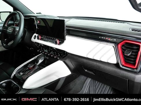 Used 2024 GMC Canyon AT4X AWD/4WD image 25