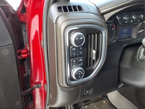 Used 2022 GMC Sierra 2500 AT4 AWD/4WD image 19